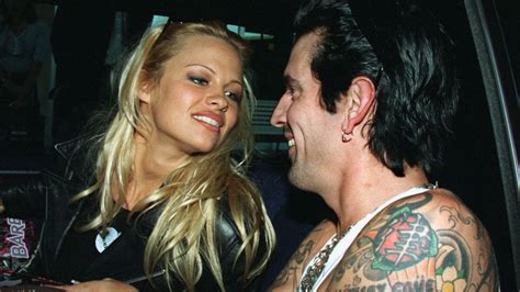 pam anderson tommy lee tape|Timeline: Pamela Anderson and Tommy Lees sex。